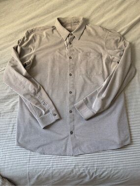Lululemon Commission Long Sleeve Button Down Mens